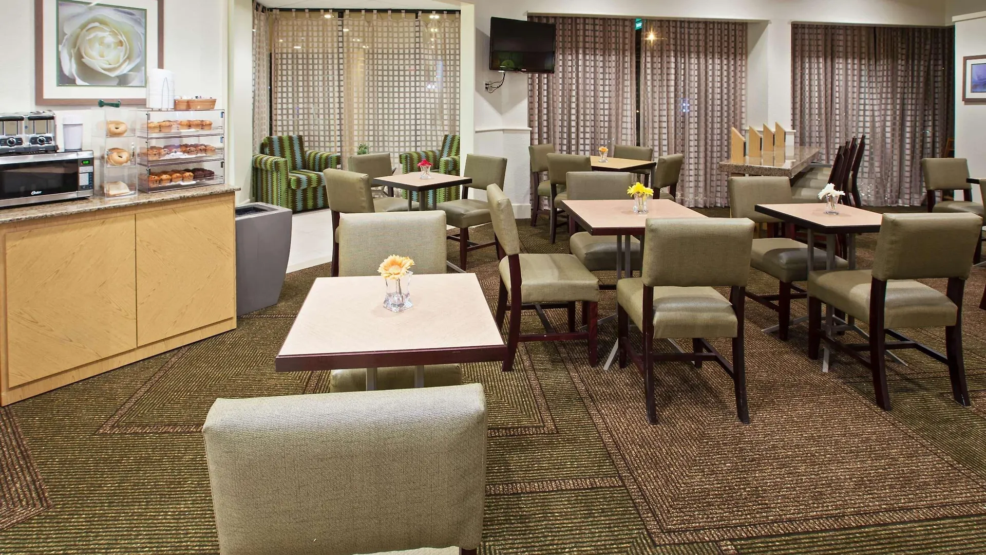 La Quinta By Wyndham Nashville Airport/Opryland Ξενοδοχείο